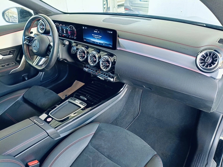12 - Mercedes-Benz CLA Shooting Brake 200 d AMG Line Advanced Plus auto