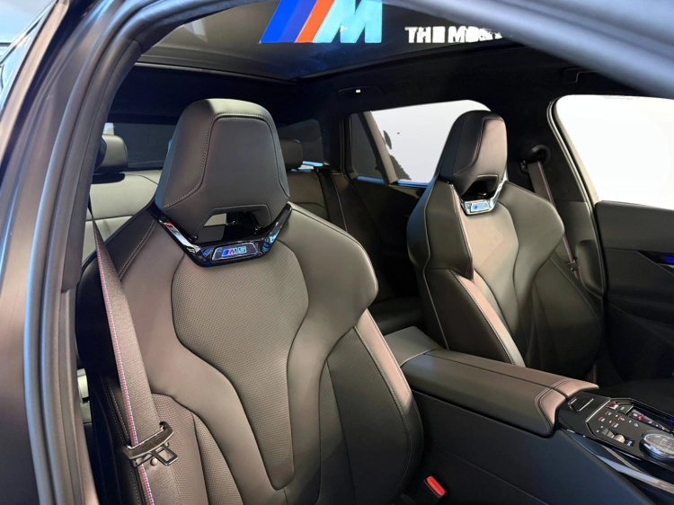 25 - BMW M M5 M5 Touring
