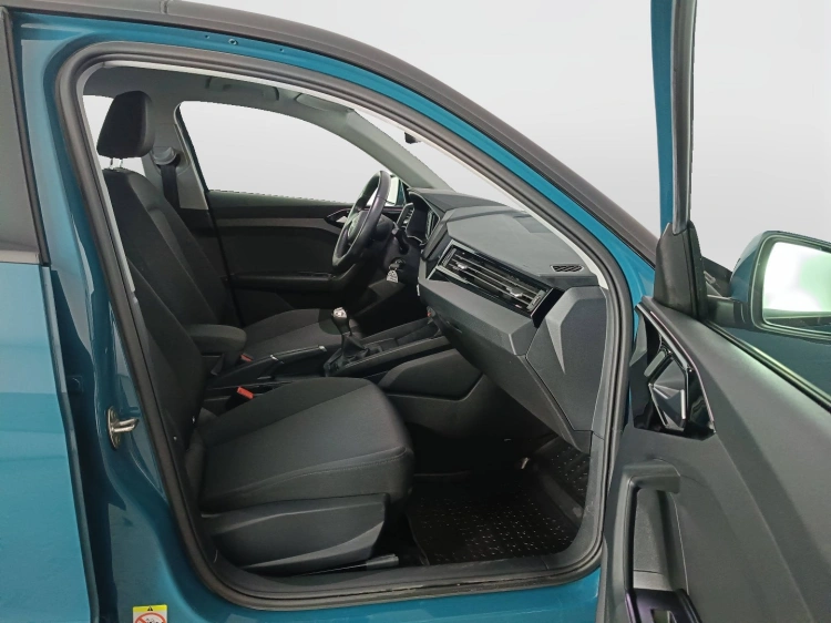 11 - Audi A1 A1 Sportback 30 1.0 tfsi 116cv