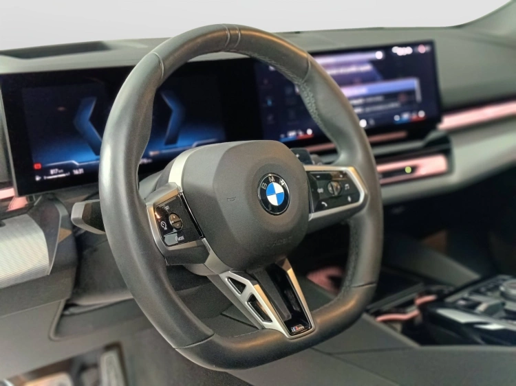 18 - BMW Serie 5 520d Touring 48V xdrive MSport Pro auto
