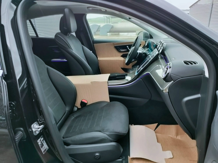 9 - Mercedes-Benz GLC 300 de 4Matic Plug-in Hybrid Coupe
