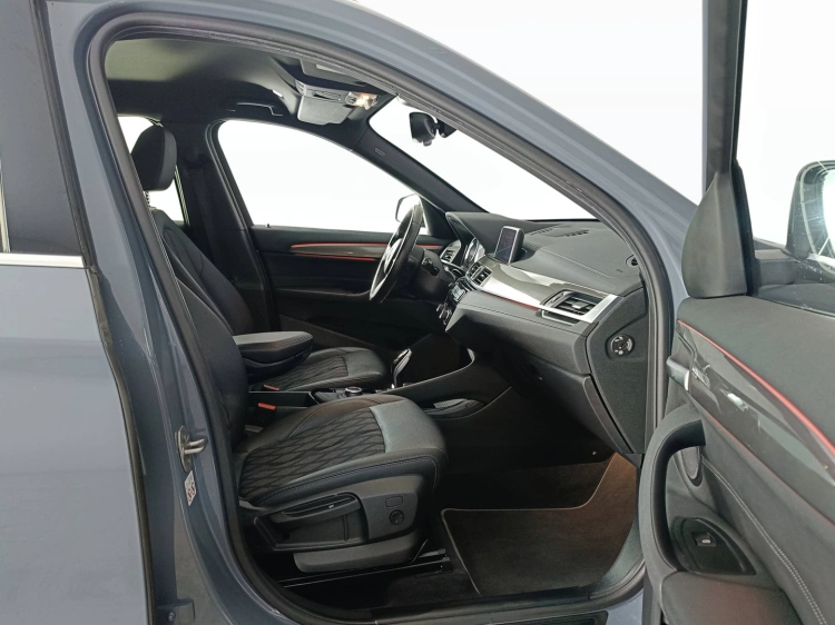 11 - BMW X1 X1 xdrive18d xLine auto my18