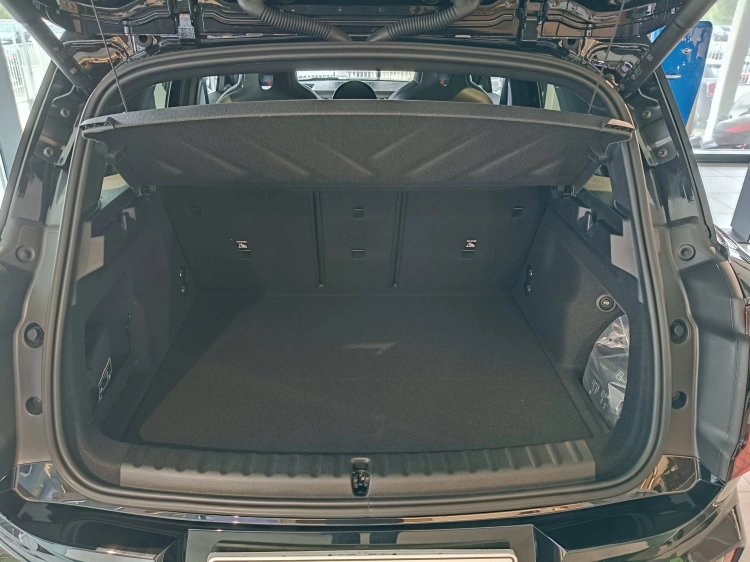 11 - MINI Countryman MINI Countryman D