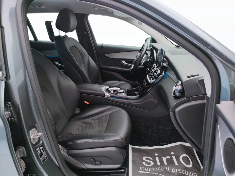 9 - Mercedes-Benz GLC 250 d Premium 4matic auto