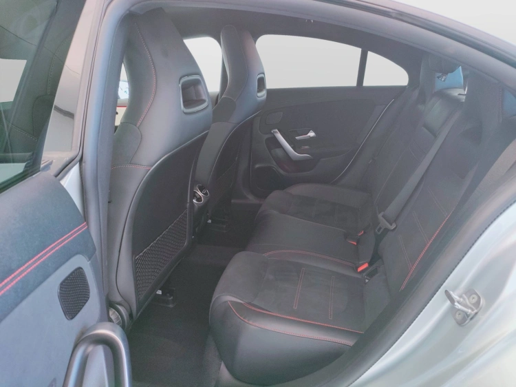 12 - Mercedes-Benz CLA Coupe 200 d AMG Line Premium auto