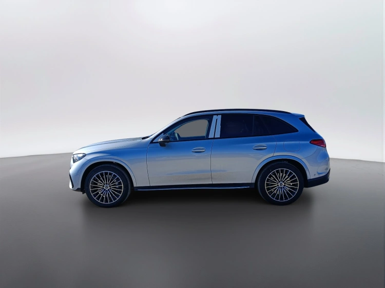 3 - Mercedes-Benz GLC 300 de 4MATIC