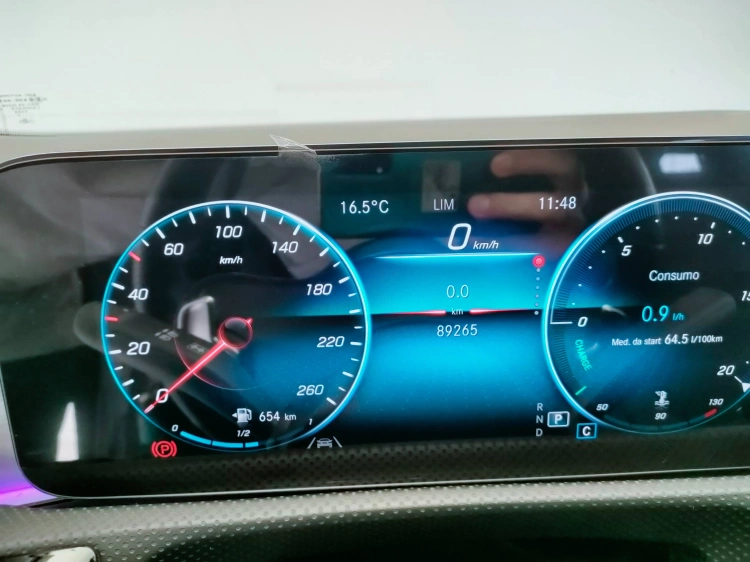15 - Mercedes-Benz Classe A 180 d Premium Night edition auto