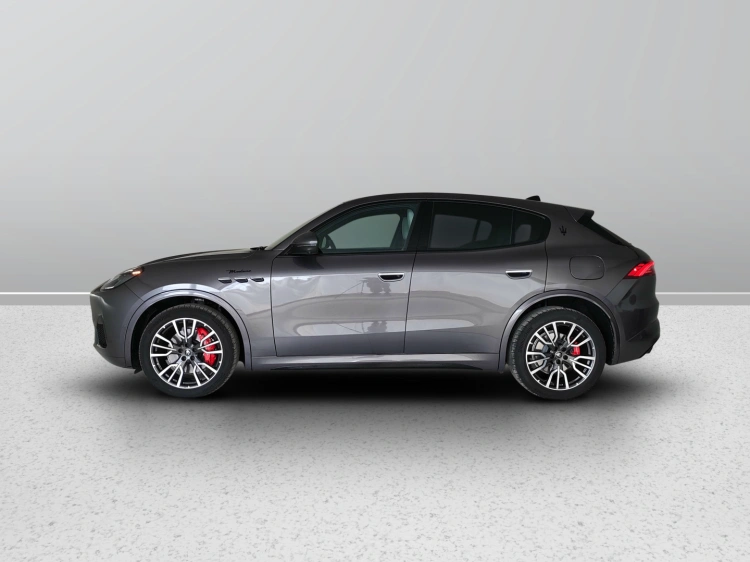 3 - Maserati Levante Grecale 2.0 mhev Modena 330cv auto