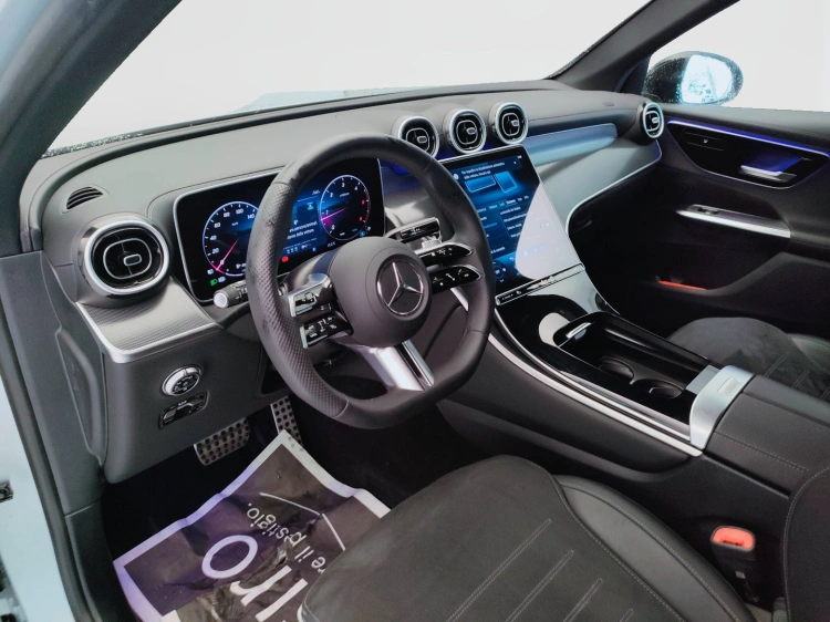 16 - Mercedes-Benz GLC 220 d AMG Line Advanced 4matic auto