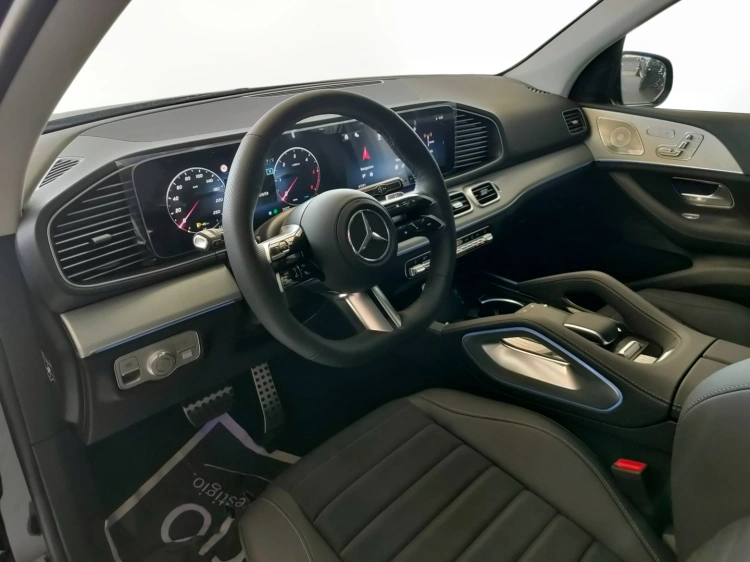 11 - Mercedes-Benz GLE 300 d 4MATIC