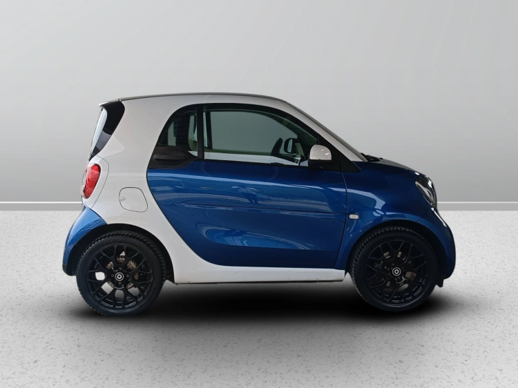 3 - smart fortwo Fortwo 1.0 Proxy 71cv twinamic