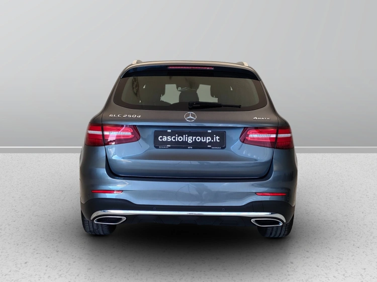 4 - Mercedes-Benz GLC 250 d Premium 4matic auto