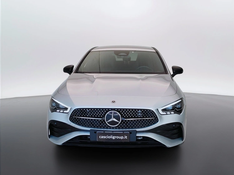 2 - Mercedes-Benz CLA Coupe 200 d AMG Line Premium auto
