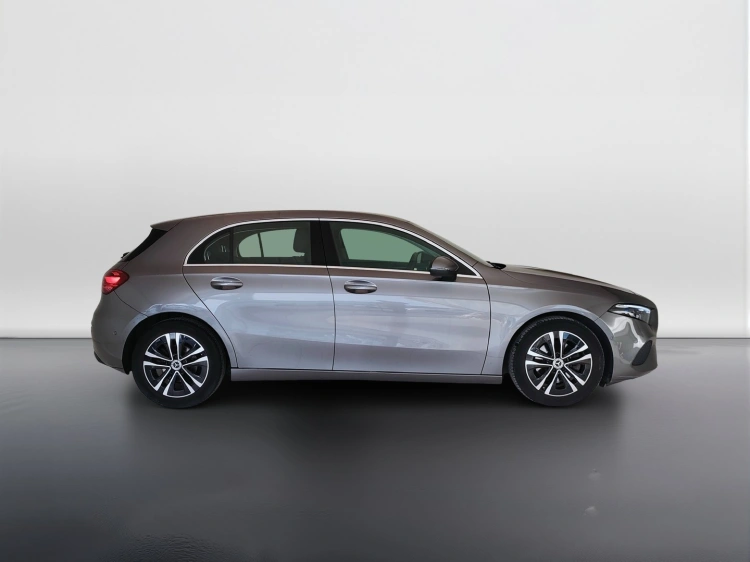 7 - Mercedes-Benz Classe A 180 d Progressive Advanced auto