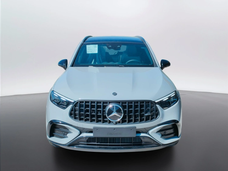 2 - Mercedes AMG GLC Mercedes-AMG GLC 53 4MATIC+