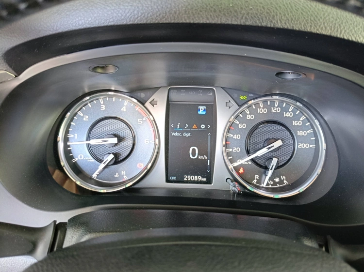 13 - Toyota Hilux Hilux 2.4 d-4d extra cab Comfort 4wd