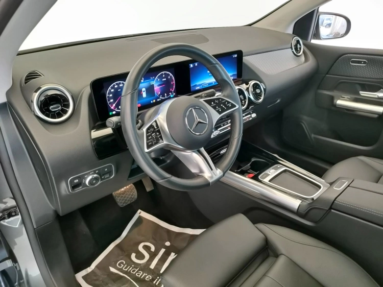 14 - Mercedes-Benz Classe B 180 d Progressive Advanced auto