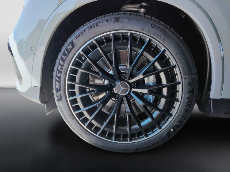 7 - Mercedes AMG GLC Mercedes-AMG GLC 53 4MATIC+