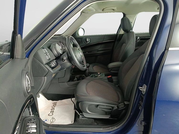 8 - MINI Countryman Mini Countryman 1.5 One D Boost