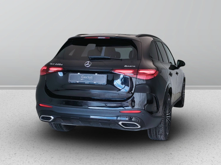 6 - Mercedes-Benz GLC 220 d 4MATIC