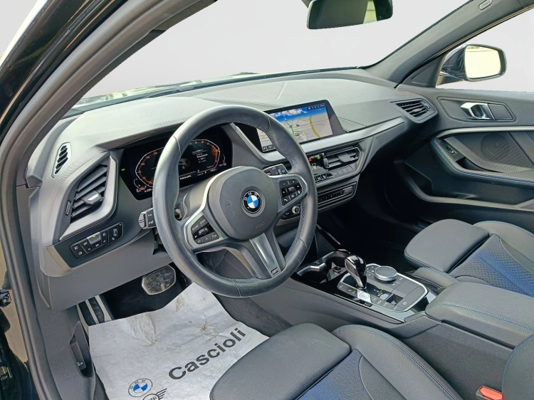 7 - BMW Serie 1 118d Msport auto