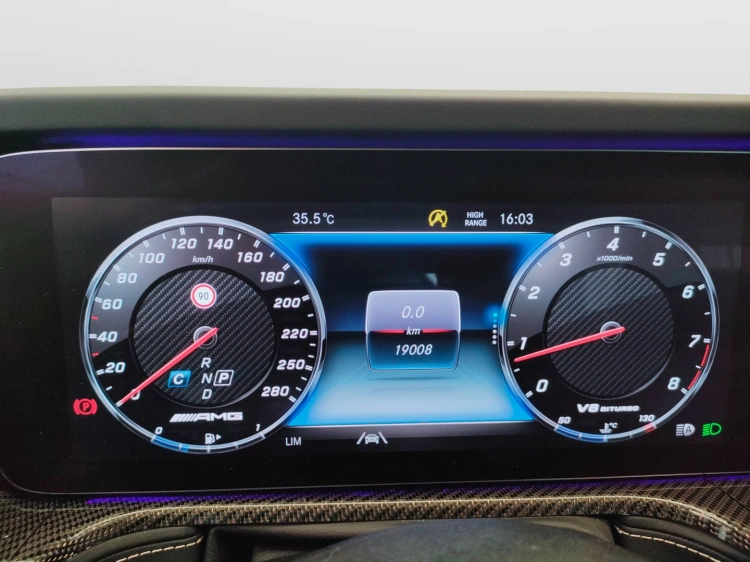24 - Mercedes AMG Classe G G AMG 63 Grand Edition 585cv auto