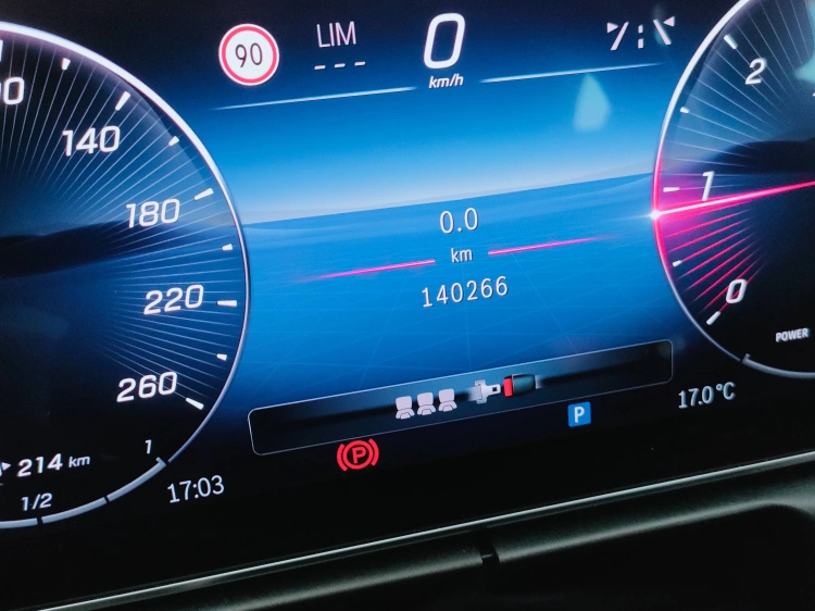 15 - Mercedes-Benz Classe C SW 220 d mhev Premium 4matic auto