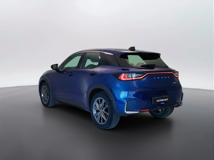 7 - Lexus LBX LBX 1.5 hybrid Elegant 2wd