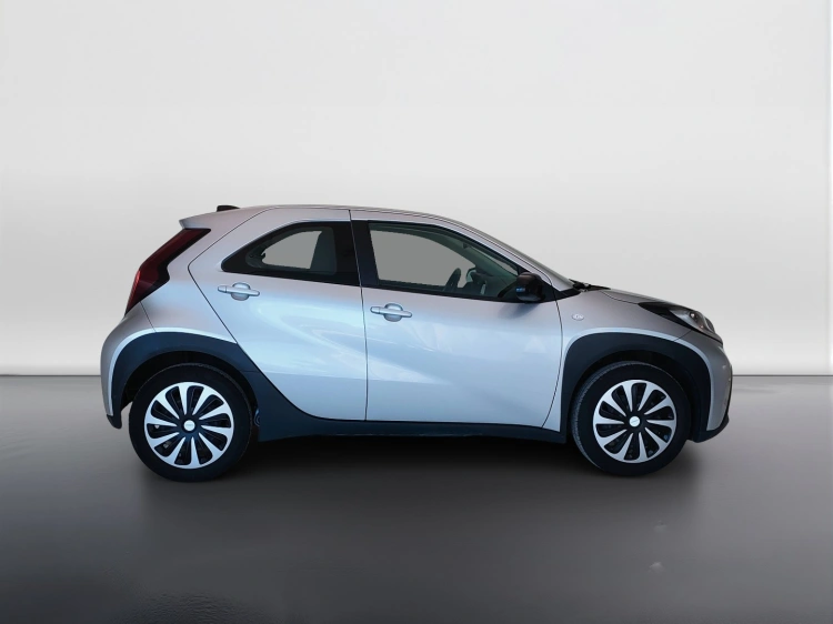 4 - Toyota Aygo X Aygo X 1.0 Active 72cv s-cvt