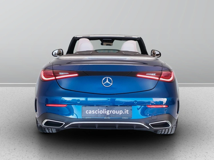 4 - Mercedes-Benz CLE Cabrio 220 d AMG Line Premium auto