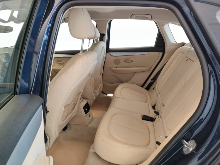 10 - BMW Serie 2 216d Active Tourer Advantage my15