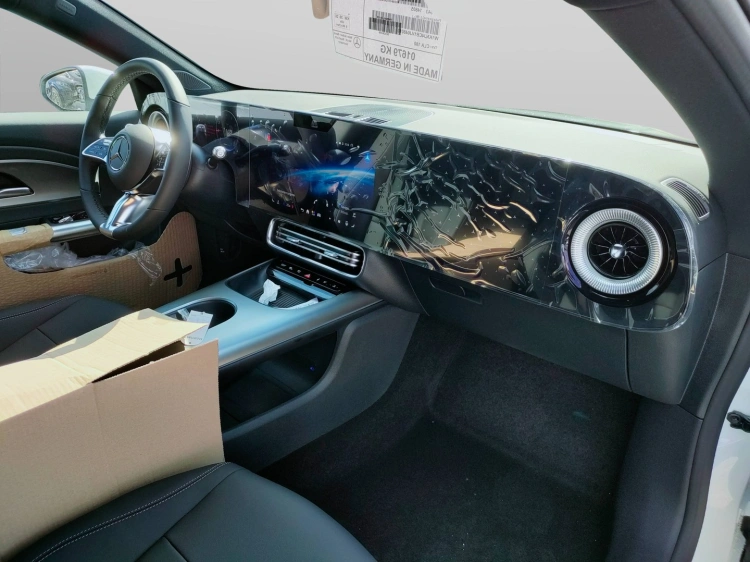 11 - Mercedes-Benz CLA 180
