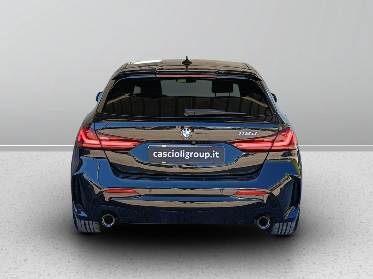 5 - BMW Serie 1 118d Msport auto