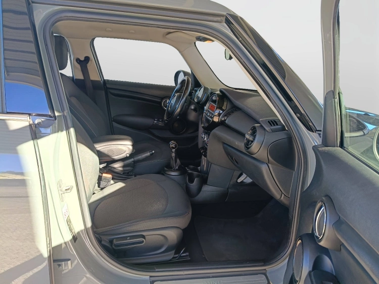 11 - MINI Cooper Mini 1.5 One D Boost 5p my18