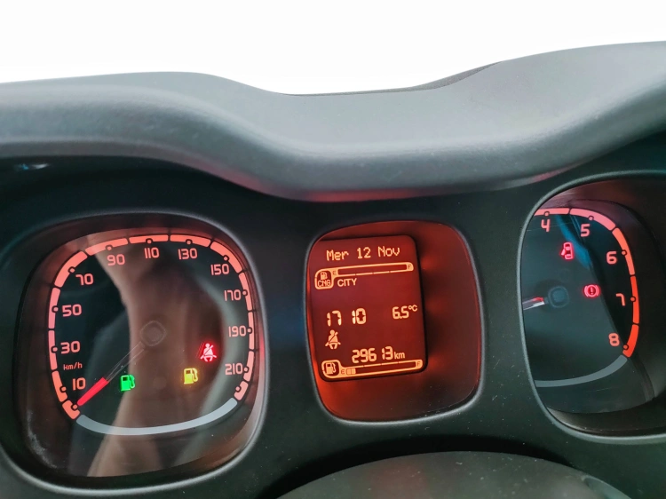 14 - Fiat Panda Panda 0.9 t.air t. natural power City Life 70cv