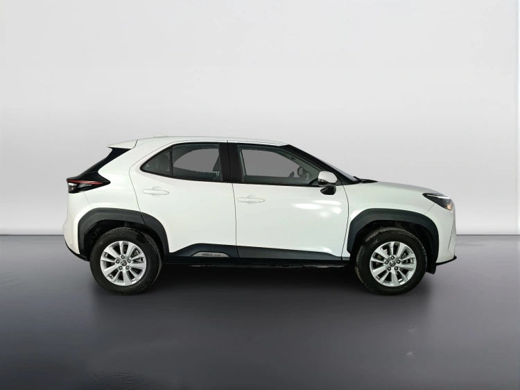 3 - Toyota Yaris Cross Yaris Cross 1.5h Business fwd 116cv e-cvt
