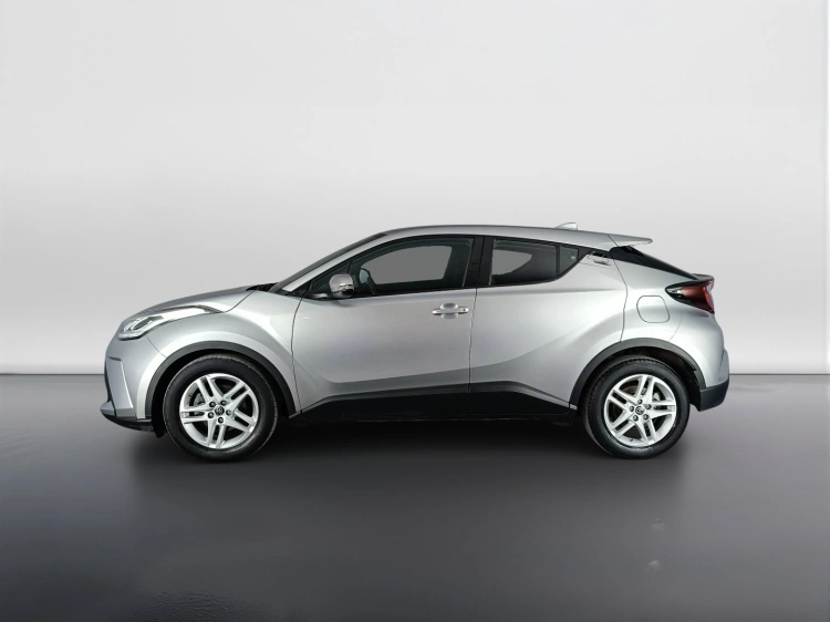 6 - Toyota C-HR C-HR 1.8h Business e-cvt