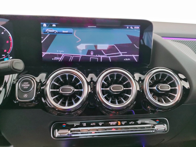 13 - Mercedes-Benz GLA 200 d AMG Line Advanced Plus 4matic auto