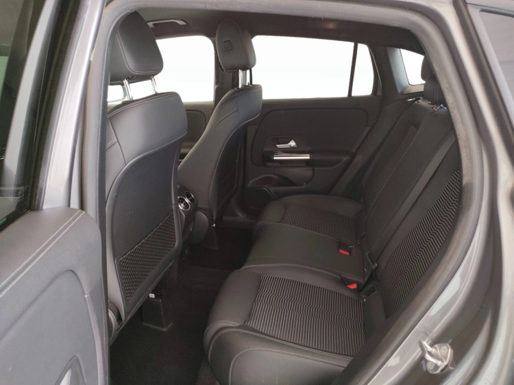 10 - Mercedes-Benz GLA 200 d Sport Plus auto