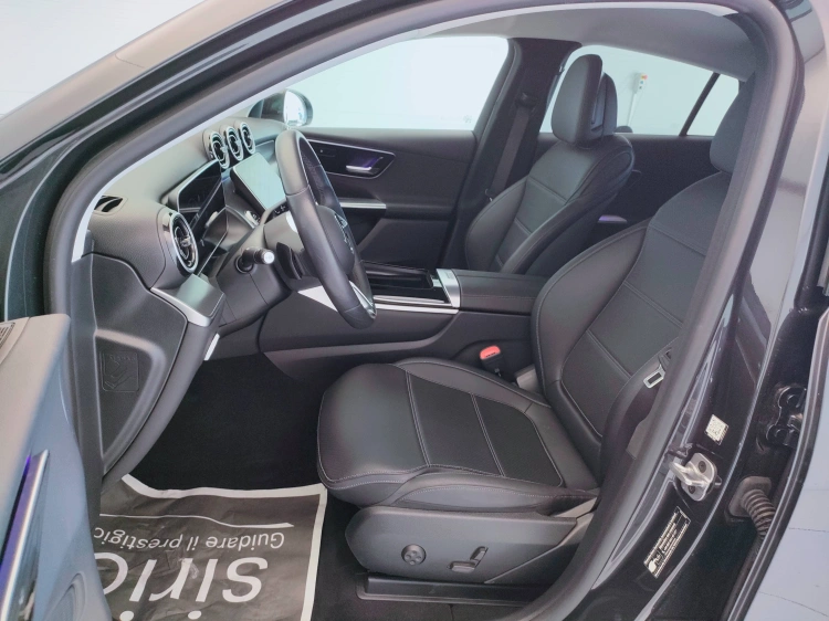 13 - Mercedes-Benz GLC Coupe 220 d Advanced 4matic auto