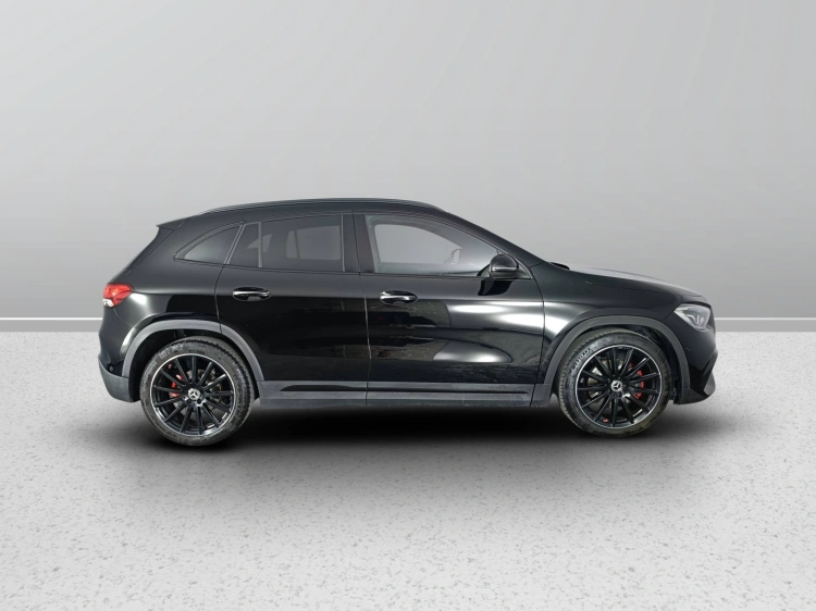 3 - Mercedes-Benz GLA GLA-H247 2020 - 180 d Premium auto