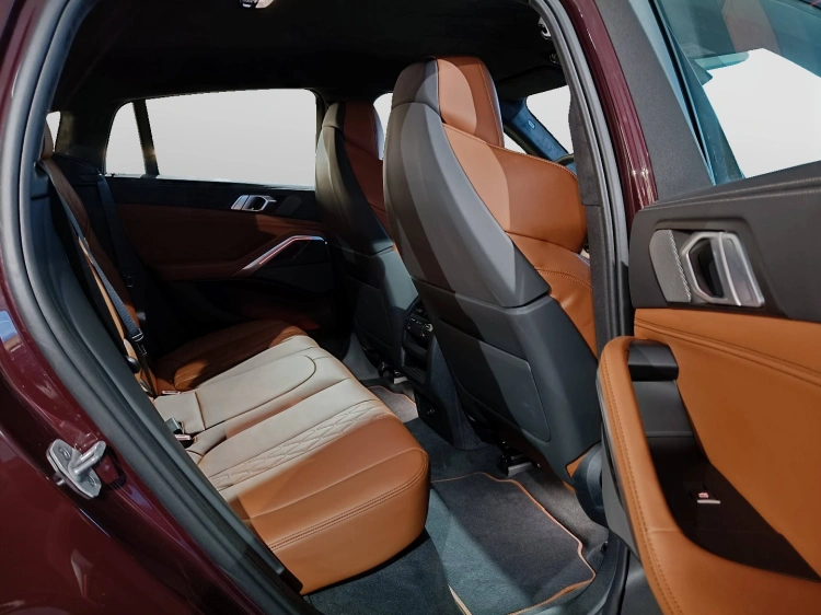 10 - BMW X6 BMW X6 xDrive40d M Sport