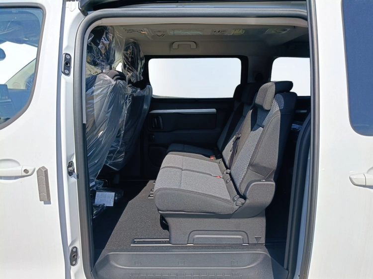 7 - Toyota Professional PROACE VERSO PROACE VERSOL2 2.0D144M EXE25