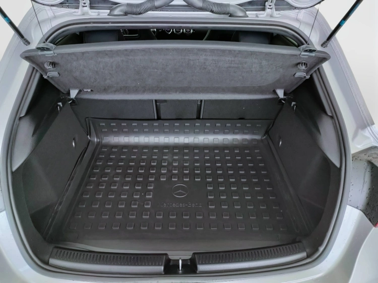 9 - Mercedes-Benz Classe A 180 d AMG Line Advanced Plus auto