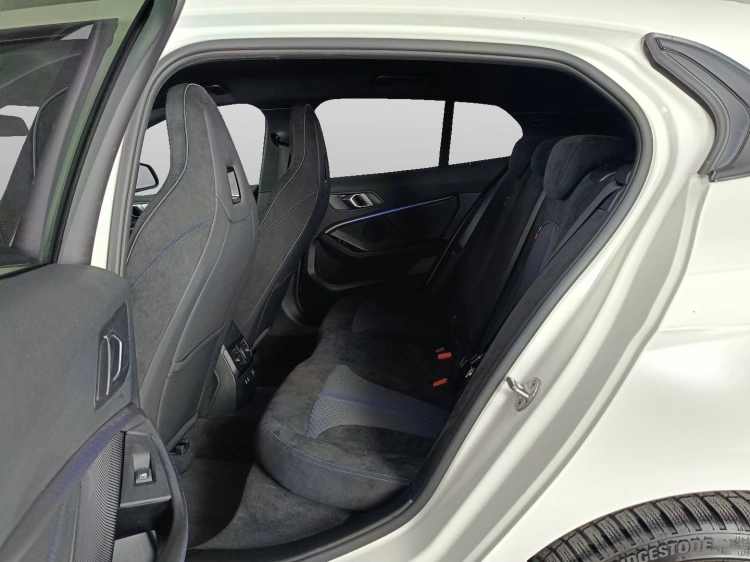 9 - BMW Serie 1 118d Msport auto