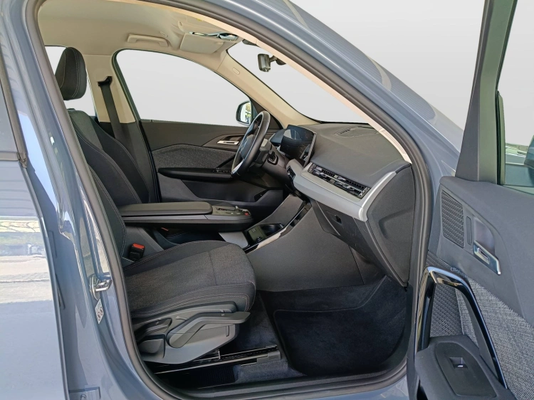 11 - BMW X1 X1 sdrive18d auto