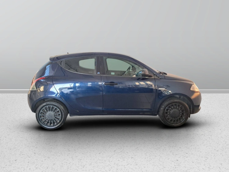 7 - Lancia Ypsilon Ypsilon 1.2 Elefantino Blu s&s 69cv my19