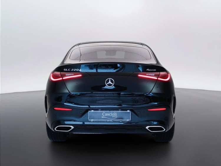 4 - Mercedes-Benz GLC 220 d AMG Line Premium Plus 4matic auto