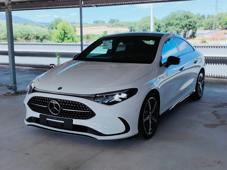 1 - Mercedes-Benz CLA 180