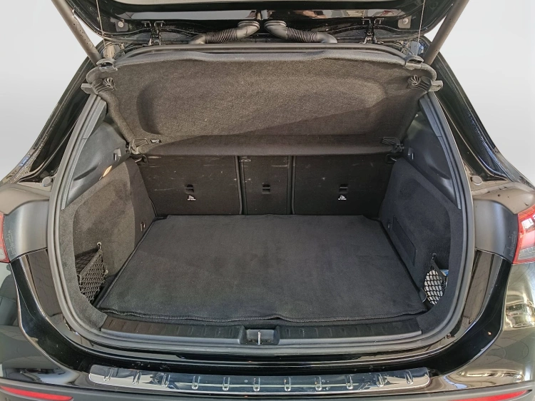 22 - Mercedes AMG GLA GLA 35 AMG 4matic auto